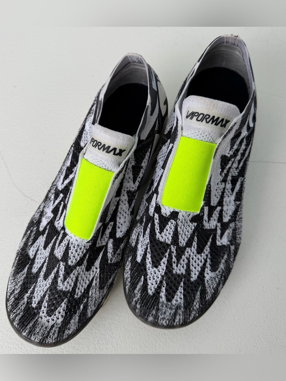 Nike Men’s Vapormax Slip-On Running Shoes - Black, White & Neon Yellow